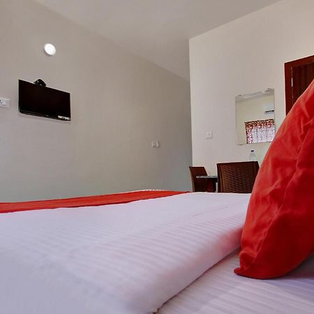 Hotel O Century Park Kasaragod Exterior photo